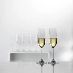 Oldenhof Clara Champagneglas 190 Ml Kristalglas 6 Stuks -Barbenodigdheden Winkel 010 203 007 clara sekt 190ml