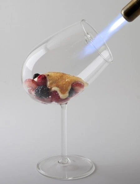 100% Chef Chardonnay Scheef Wijnglas Met Oor 325 Ml Glas 4 100% Chef Chardonnay Scheef Wijnglas Met Oor 325 Ml Glas - Afbeelding 2