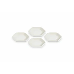 Le Creuset Hexagon Serveerschaaltje 9,5 Cm Aardewerk Meringue 4 Stuks 8 Le Creuset Hexagon Serveerschaaltje 9,5 Cm Aardewerk Meringue 4 Stuks -Barbenodigdheden Winkel hexagon serveerschaaltjes meringue 4 stuks 5 1631123889 600x600