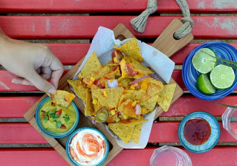 Bowls And Dishes Puur Hout Serveerplank 3-vaks 49 X 18 Cm Beukenhout 4 Bowls And Dishes Puur Hout Serveerplank 3-vaks 49 X 18 Cm Beukenhout - Afbeelding 2